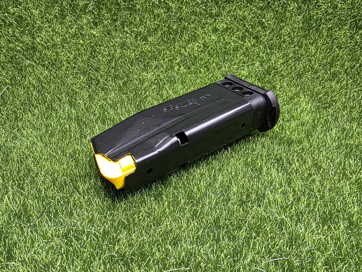 Sig Sauer P365X P365XL 9mm Micro-Compact 10-Round Mag with Flush Plate