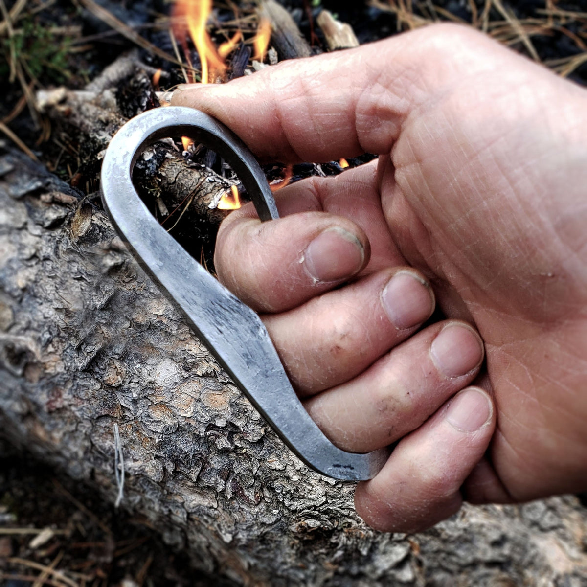 Traditional Flint & Steel Fire Starter - Hand Forged High Carbon Steel