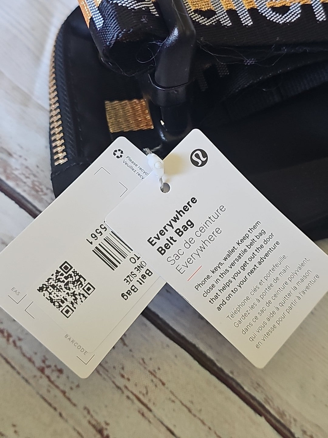 Lululemon Everywhere Waist Belt Crossbody Bag 1L - Black, Gold & White