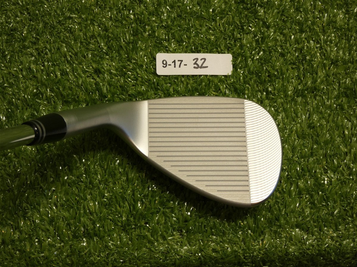 Cleveland ZipCore Satin 58° 12° Lob Wedge with KBS 115 Steel Shaft