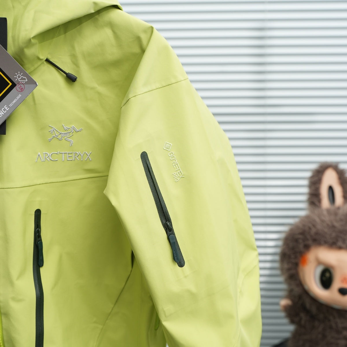 Outdoor Camping Coat Waterproof Windbreaker Hiking Jacket – Alpha SV 6th