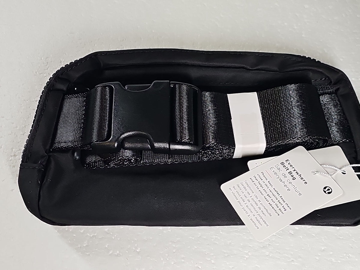 Lululemon Everywhere Belt Bag 1L - Black Matte Logo - New with Tags