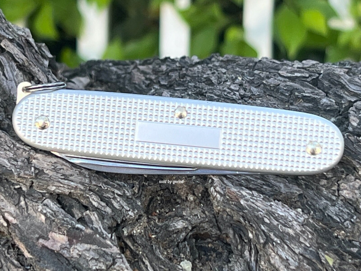 Victorinox Swiss Army Pioneer Silver Alox Multi-Tool Knife - 93mm