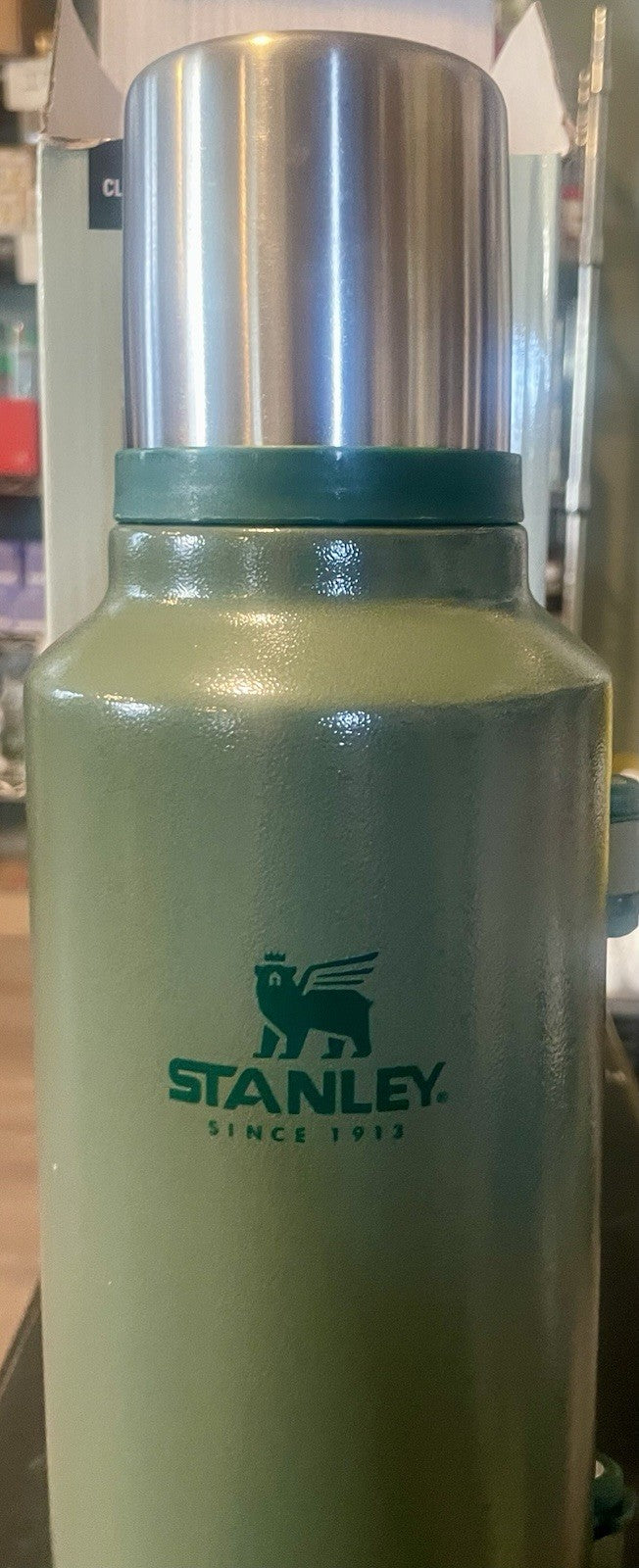 Insulated Water Bottle - 2 Qt Vacuum Stainless Steel, Green, Leak-Resistant