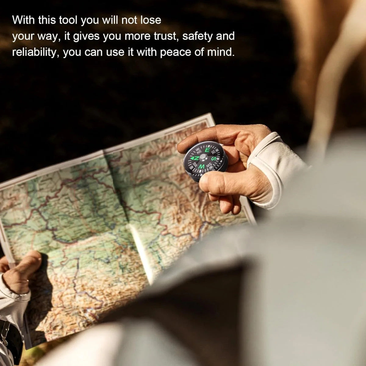Portable Pocket Oil Filled Compass for Outdoor Hiking Camping Green