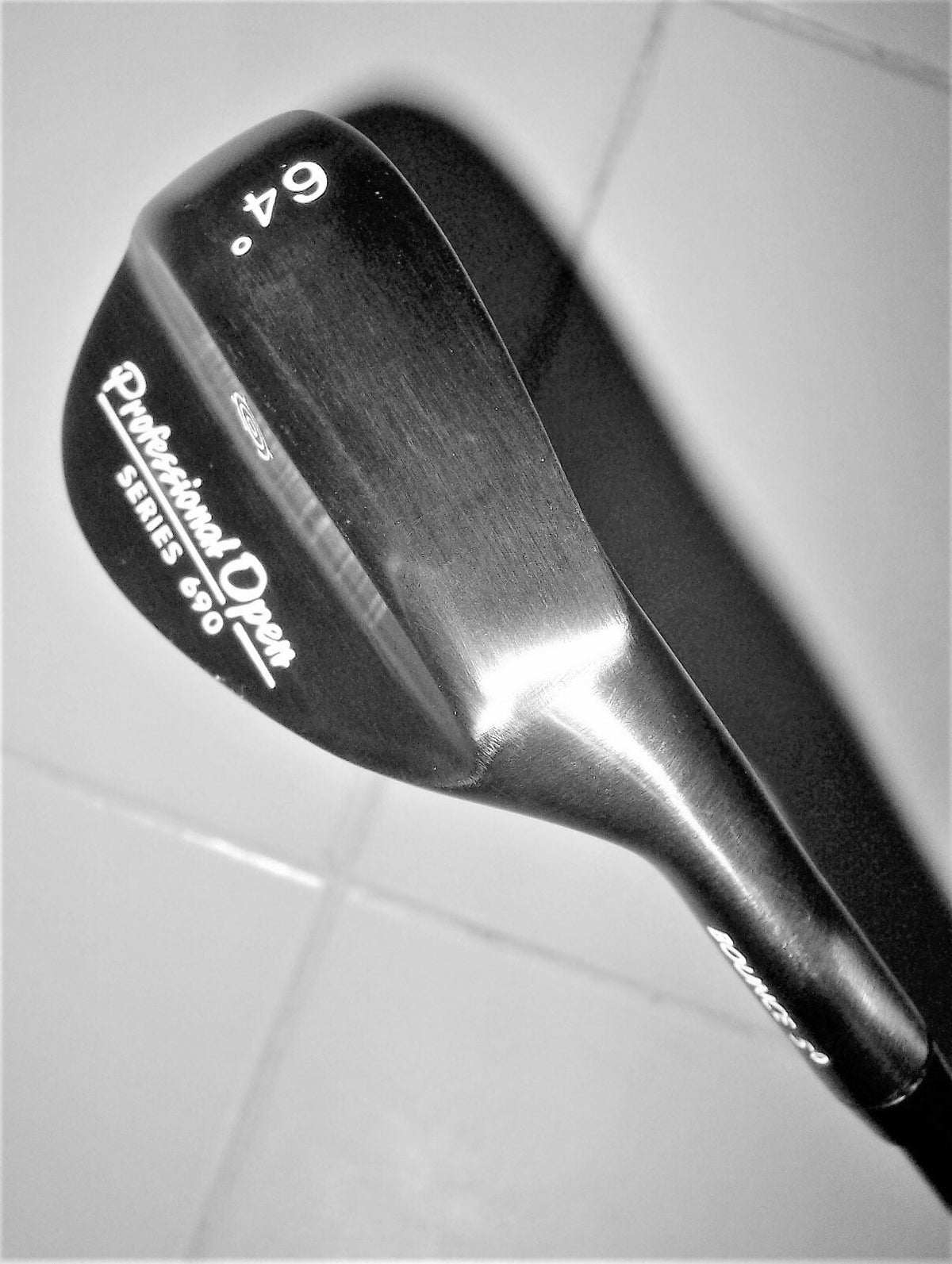 64 Degree Lob Wedge Golf Club - Professional Open Series, Graphite Shaft