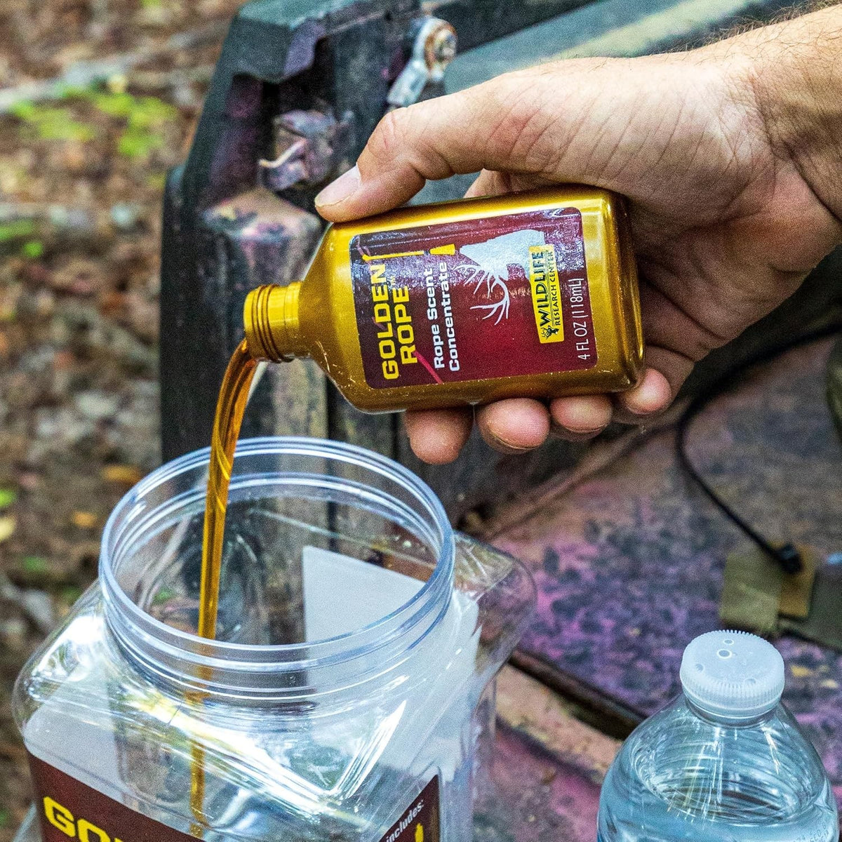 Wildlife Attractant Rope Scent Concentrate for Hunting & Scouting 4 Oz