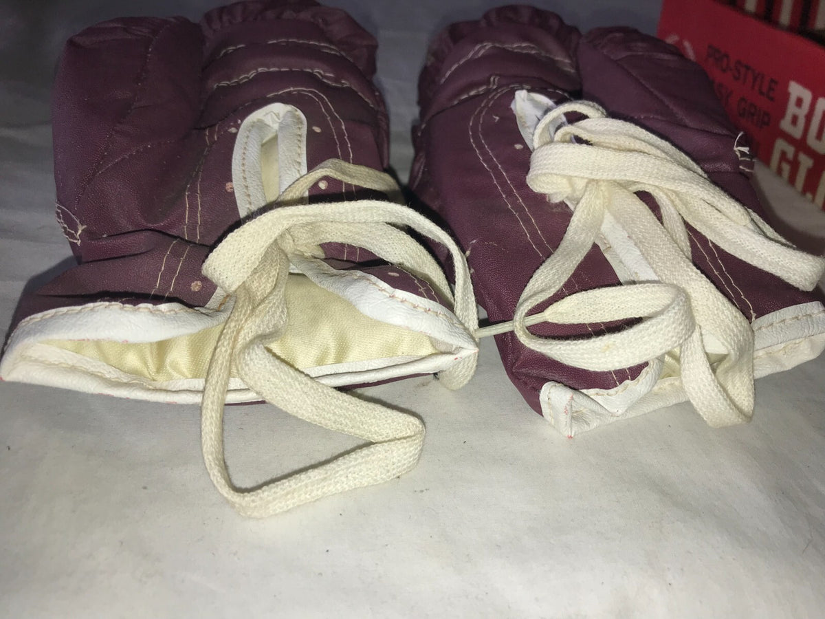 Boxing Gloves Kids 5-7 NOS Vintage King Athletic Co. Pro Sports Style