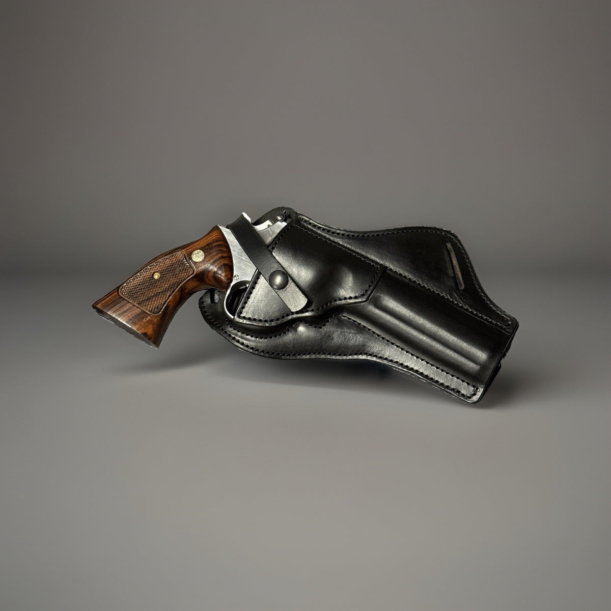 Cross Draw Holster for Smith & Wesson L Frame Revolvers - Handcrafted Leather