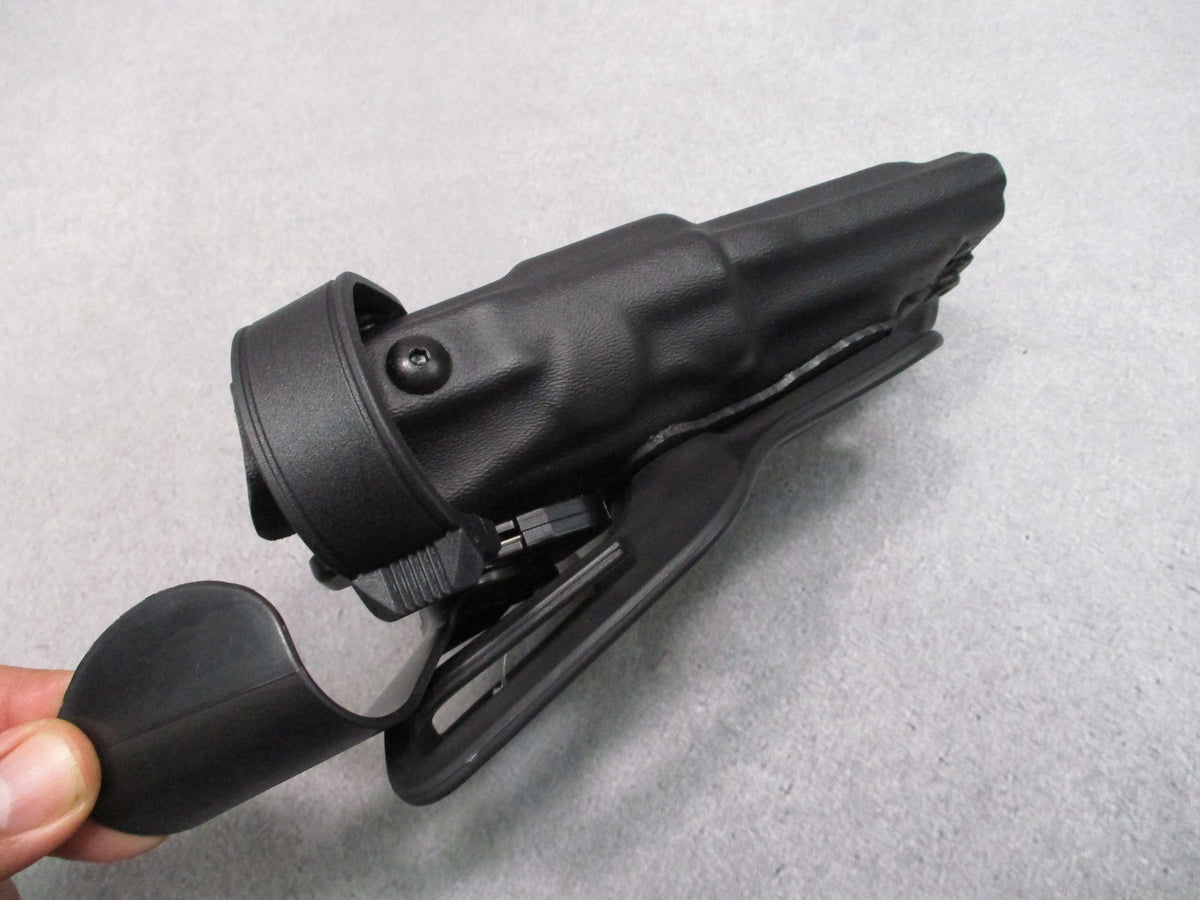Safariland Level III Duty Holster for SIG P320 Light-LH Black
