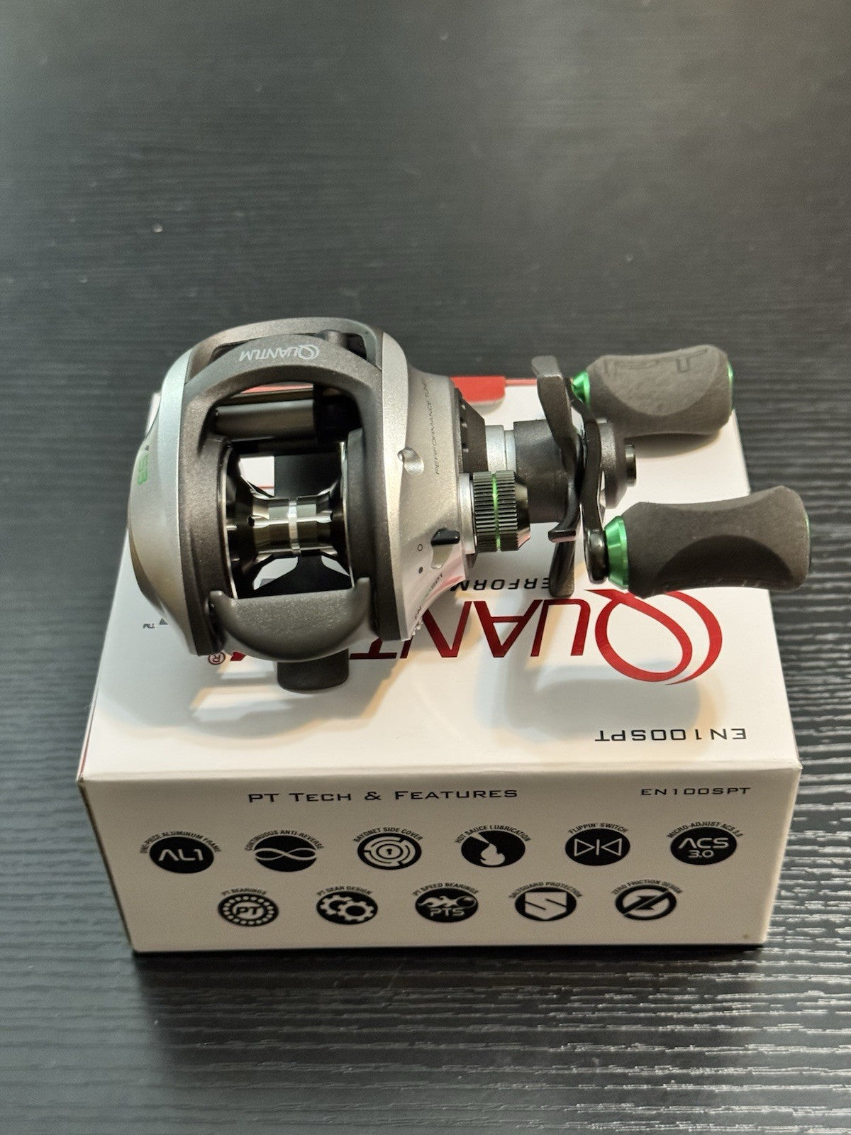 Quantum Energy Series 3 RH Baitcasting Reel 6.3:1 10+1 Bearings 18lb Max Drag Lightweight Fishing Reel
