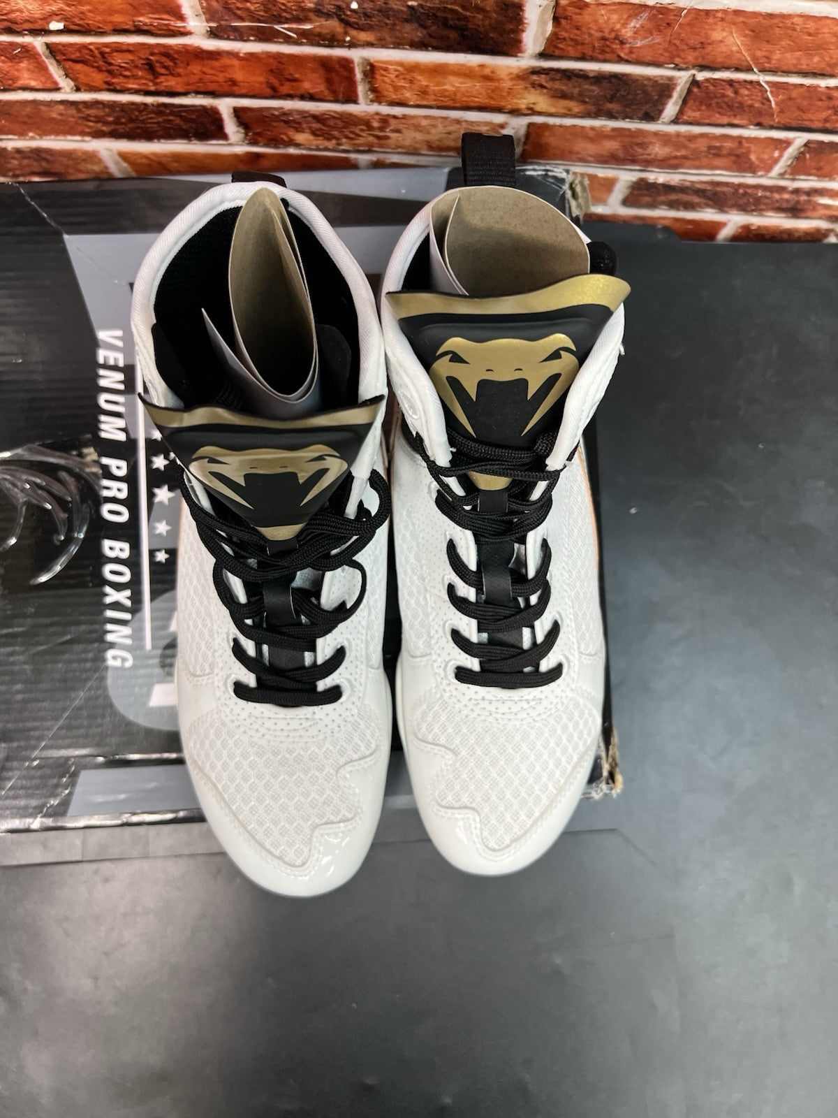 Lightweight Boxing Shoes for Men Women - White Black Gold Size 5.5 US