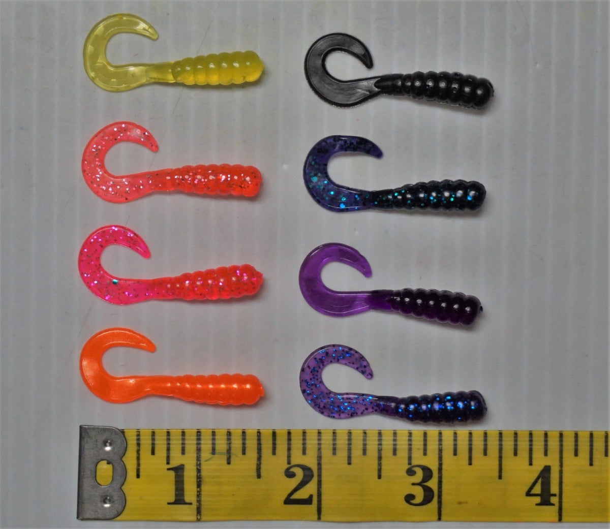 100pcs 1.5-Inch Curly Tail Grubs Soft Plastic Fishing Lures for Crappie Bream Trout