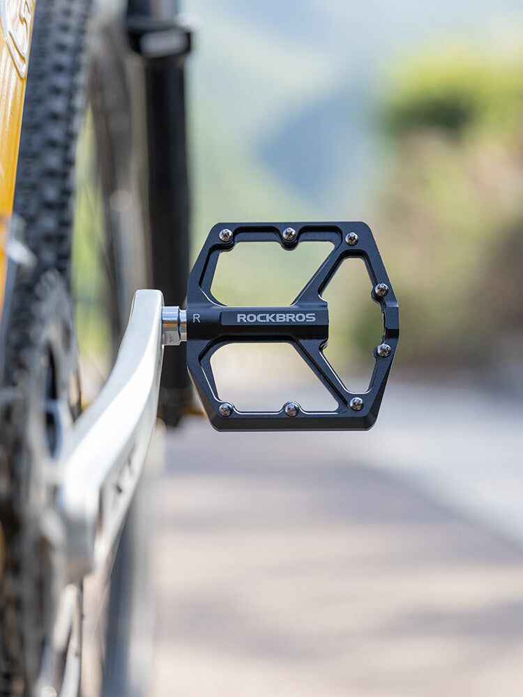 Aluminum Alloy Bicycle Pedals Waterproof Wide Flat 9/16 Inch 2 Pack