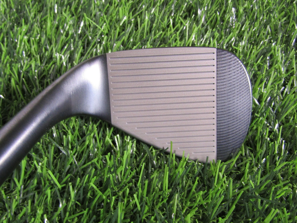 Cleveland RTZ Z-Alloy 54° Sand Wedge - Mid Grind, Black Satin, Steel Shaft