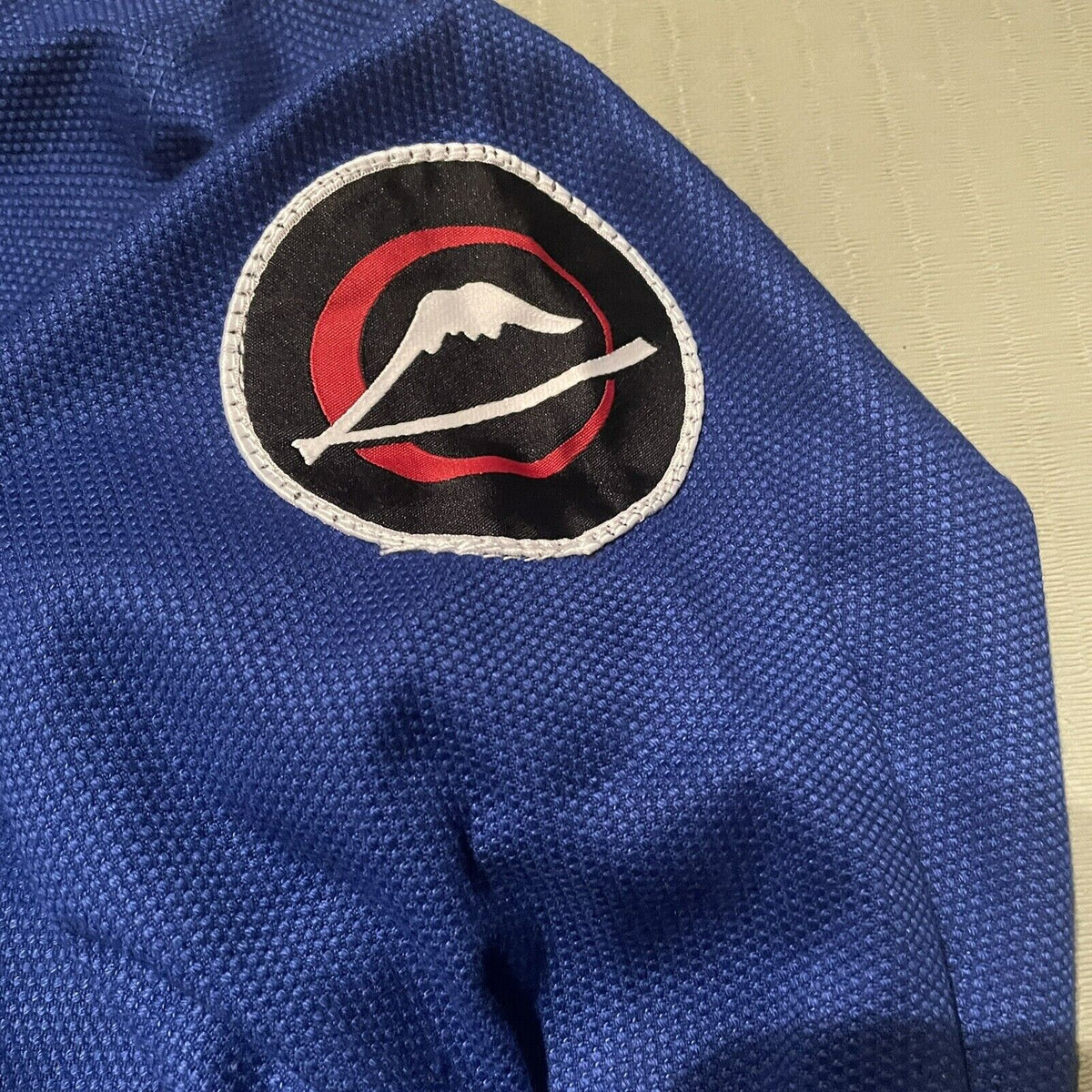 Lightweight Jiu Jitsu Gi for BJJ & Grappling - Multiple Sizes Available