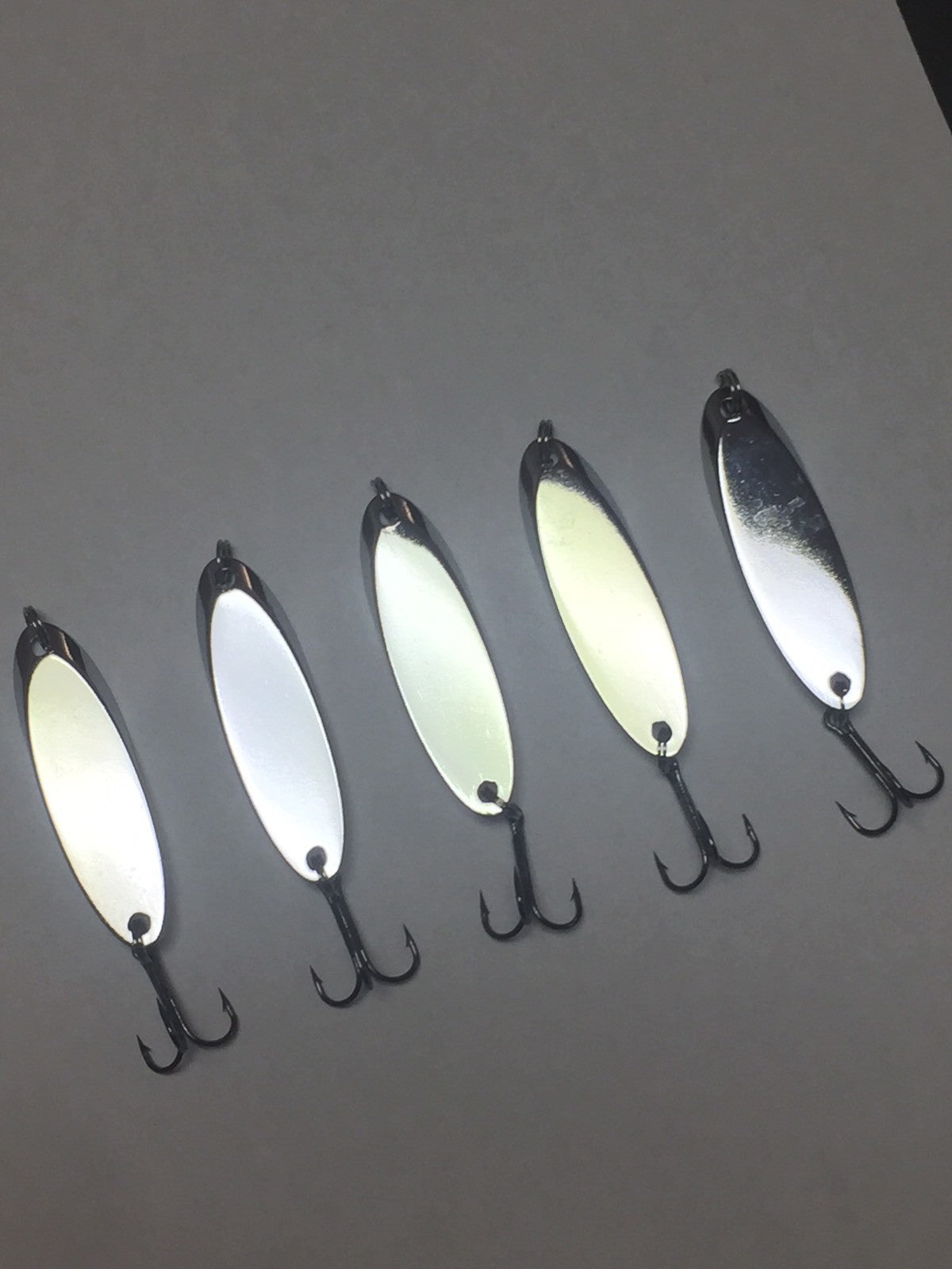 Fishing Spoons Set - Kastmaster Style Silver Lures for Trout & Bass, 5 Pack