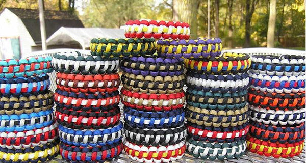 Paracord Survival Bracelet Kit 100ft for Making Custom Bracelets - Includes Instructions