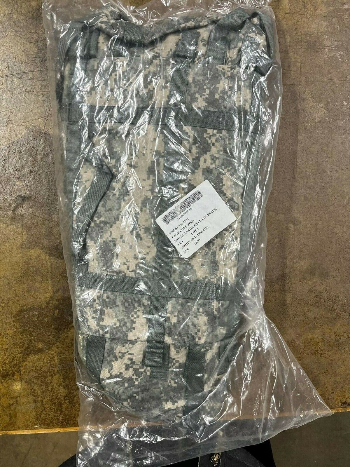 Genuine US Military Issue MOLLE II Large Rucksack Backpack ACU Digital Camo