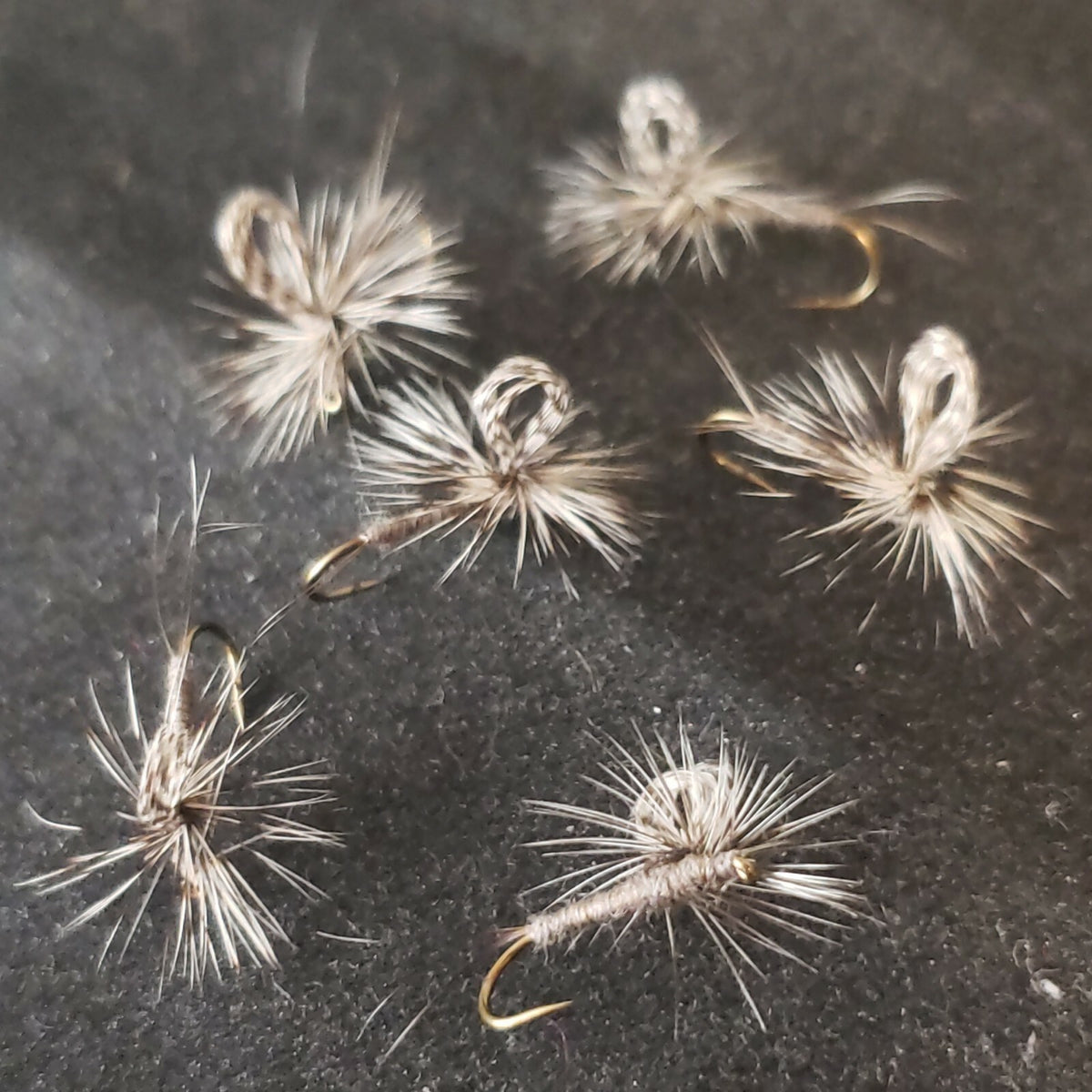 Trout Dry Fly Size 14 Callibaetis Loopwing Paradun for Fly Fishing