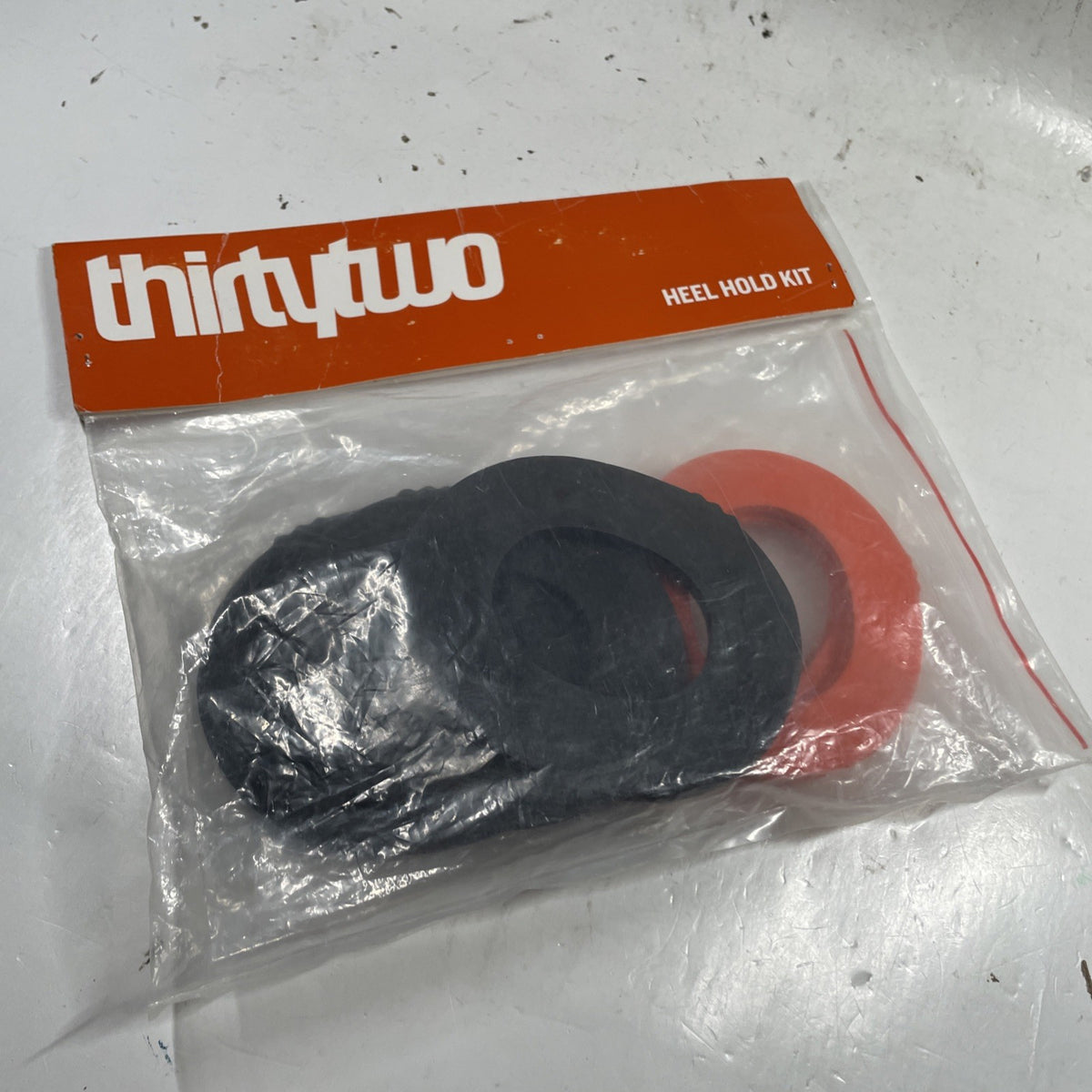 Snowboard Heel Hold Kit with Thick Inserts for Large Snowboard Boots