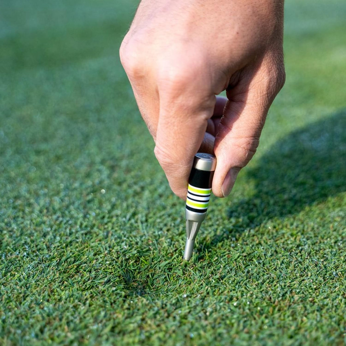 Golf Divot Repair Tool with Lime Ferrule - Callaway
