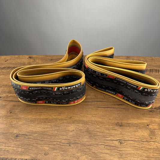 Challenge Gravel Grinder 700x36c Cyclocross Clincher Tire - Handmade, New