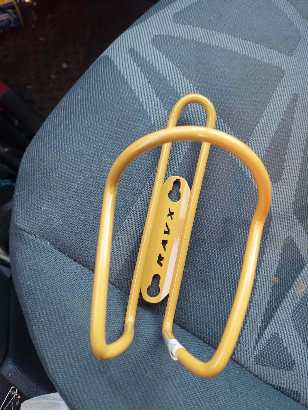 Aluminum Bicycle Water Bottle Cage Yellow - Lightweight & Durable Cycling Accessory