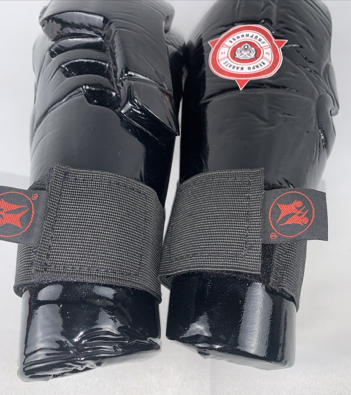 Martial Arts Sparring Gloves - MMA Kickboxing Hand Protectors for Training
