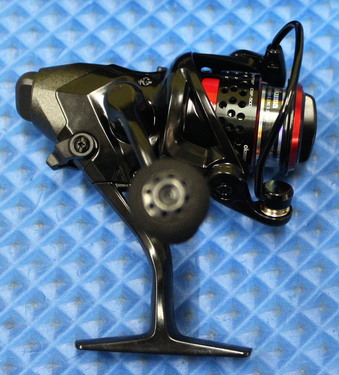 Okuma Ceymar Baitfeeding Spinning Reel - Multiple Sizes