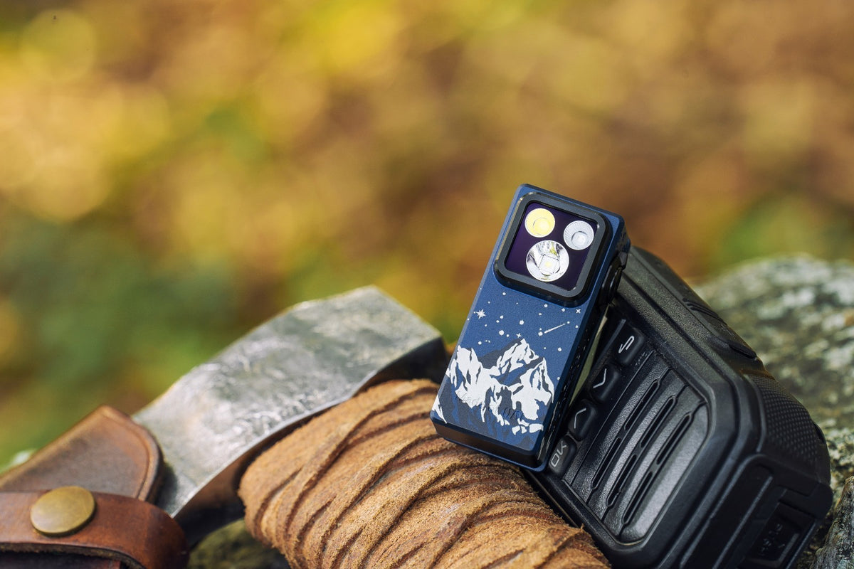 Olight Oclip Ultra Snowy Summit Clip-On Light 530 Lumens Flood Spot UV