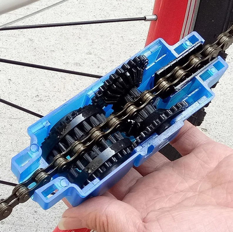 Portable Bicycle Chain Cleaner Kit with Scrubber Brush - Cycling Maintenance Tool