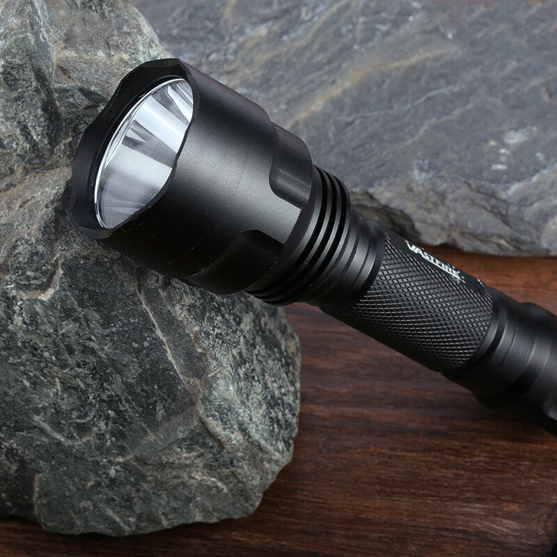 1500 Yards Red LED Hunting Flashlight Torch Coyote Hog Predator Light