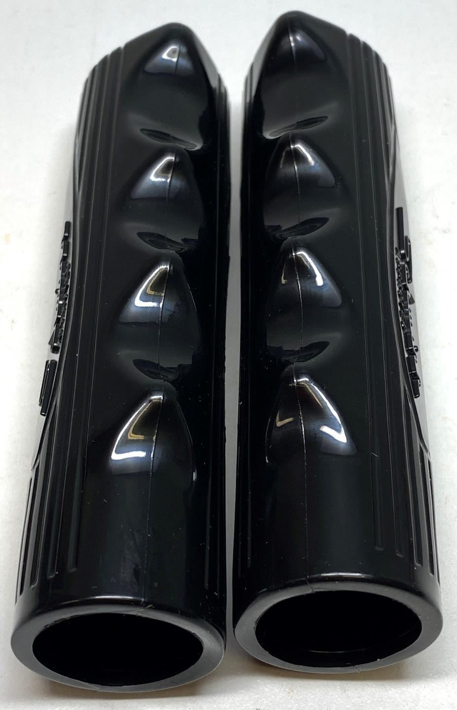 Schwinn Bicycle Handlebar Grips - Slimline Black & Ghost Grey for Cruiser Bikes