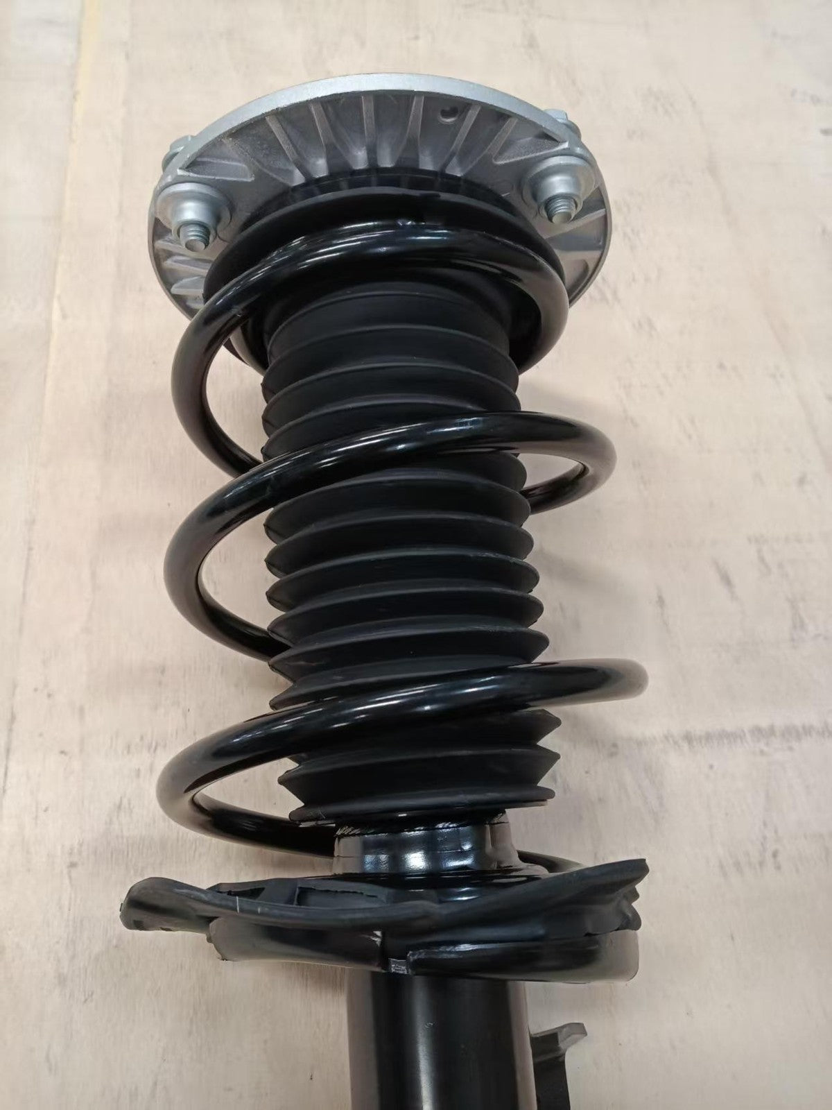 BMW Front Right Shock Strut Assembly with EDC for F30 F31 F32 F36 xDrive AWD