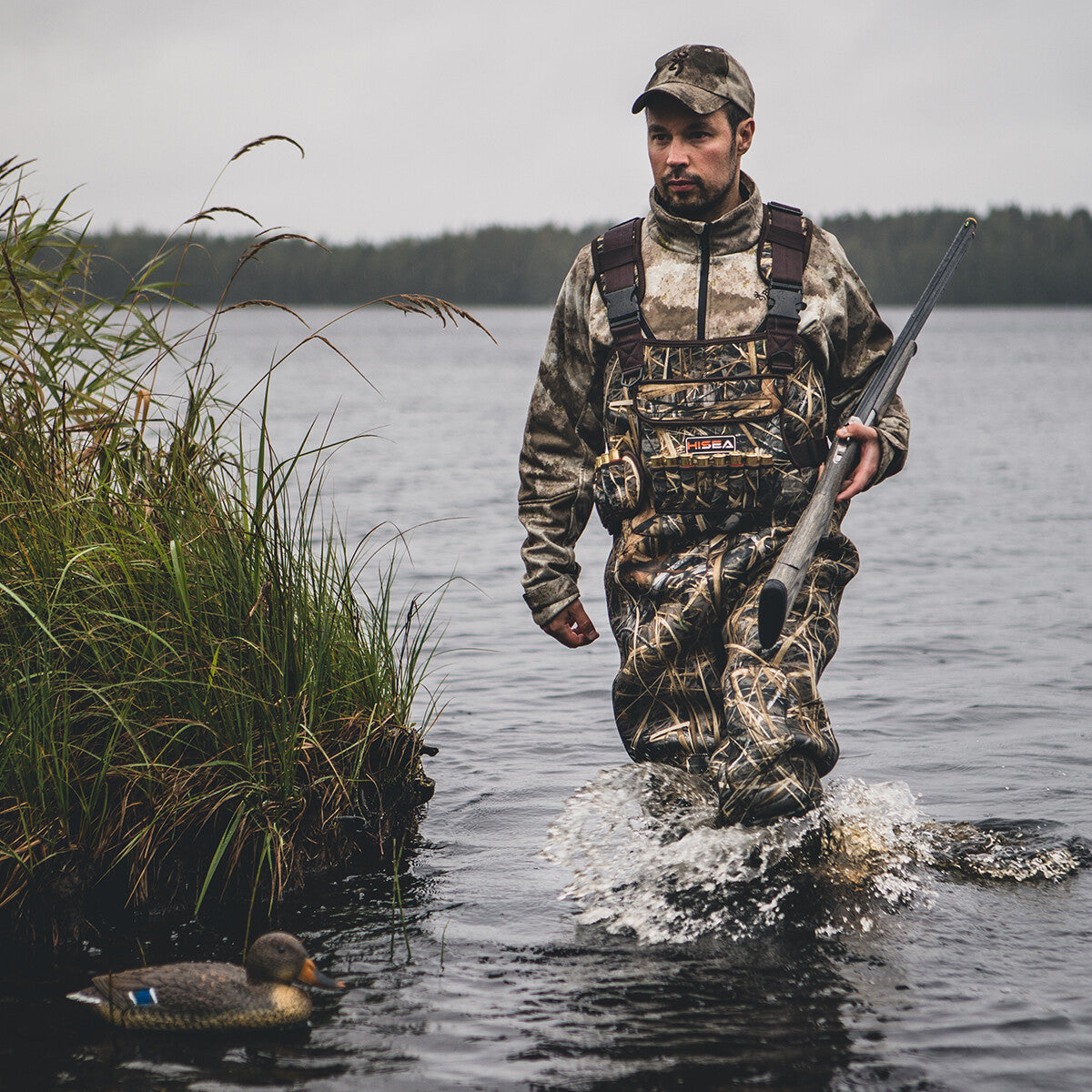 Waterproof Neoprene Chest Waders for Hunting and Fishing - Insulated 600G Bootfoot