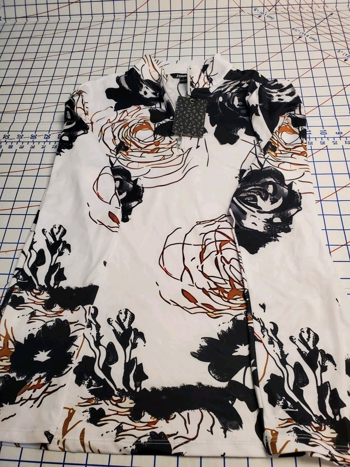 Women’s Long Sleeve 1/4 Zip Golf Polo Shirt with Floral Multicolor Pattern
