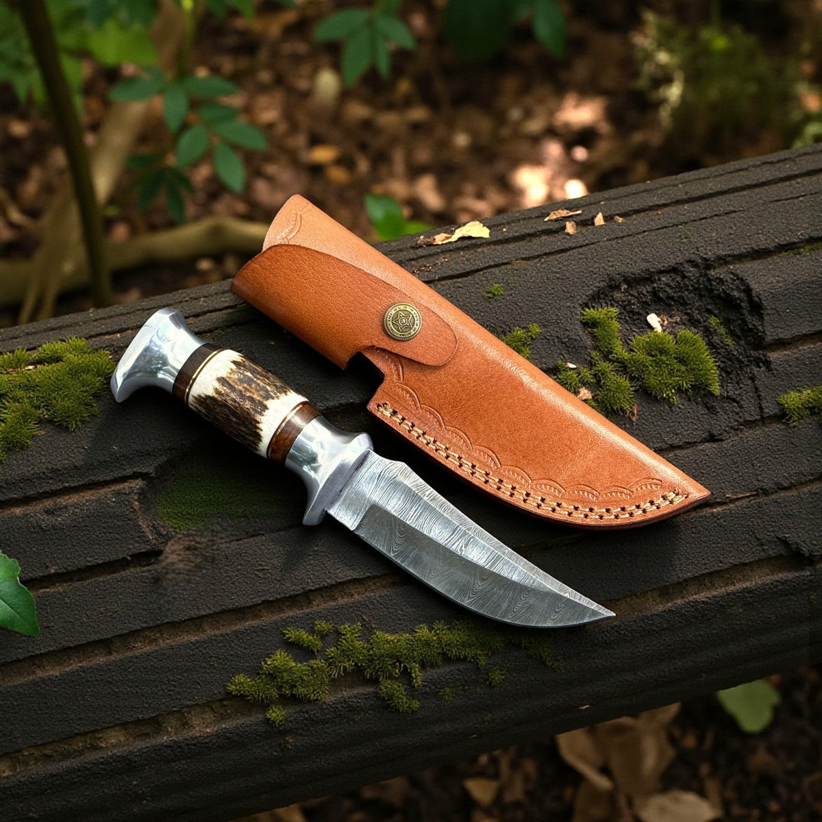 Personalized Damascus Steel Hunting Skinning Knife with Deer Antler Handle