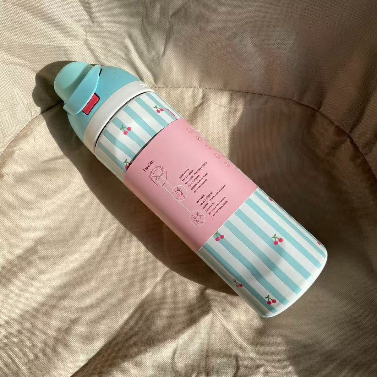 Insulated Stainless Steel Water Bottle with Leak-Proof Lid - 24oz