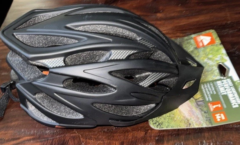 Lightweight Adult Helmet for Winter Sports, Size L, Safety Gear