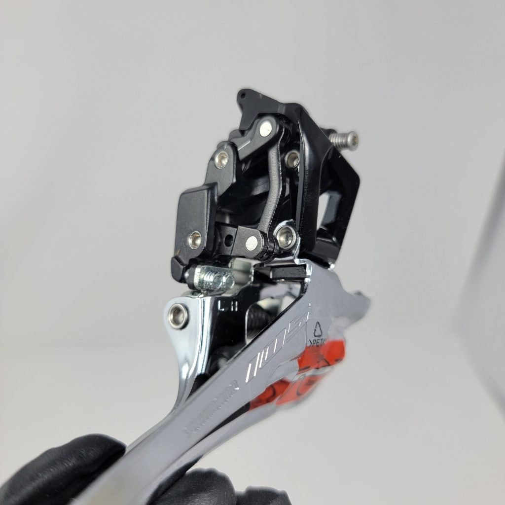 Shimano 105 FD-R7000-F Braze-On Front Derailleur 2x11-Speed Road Bike