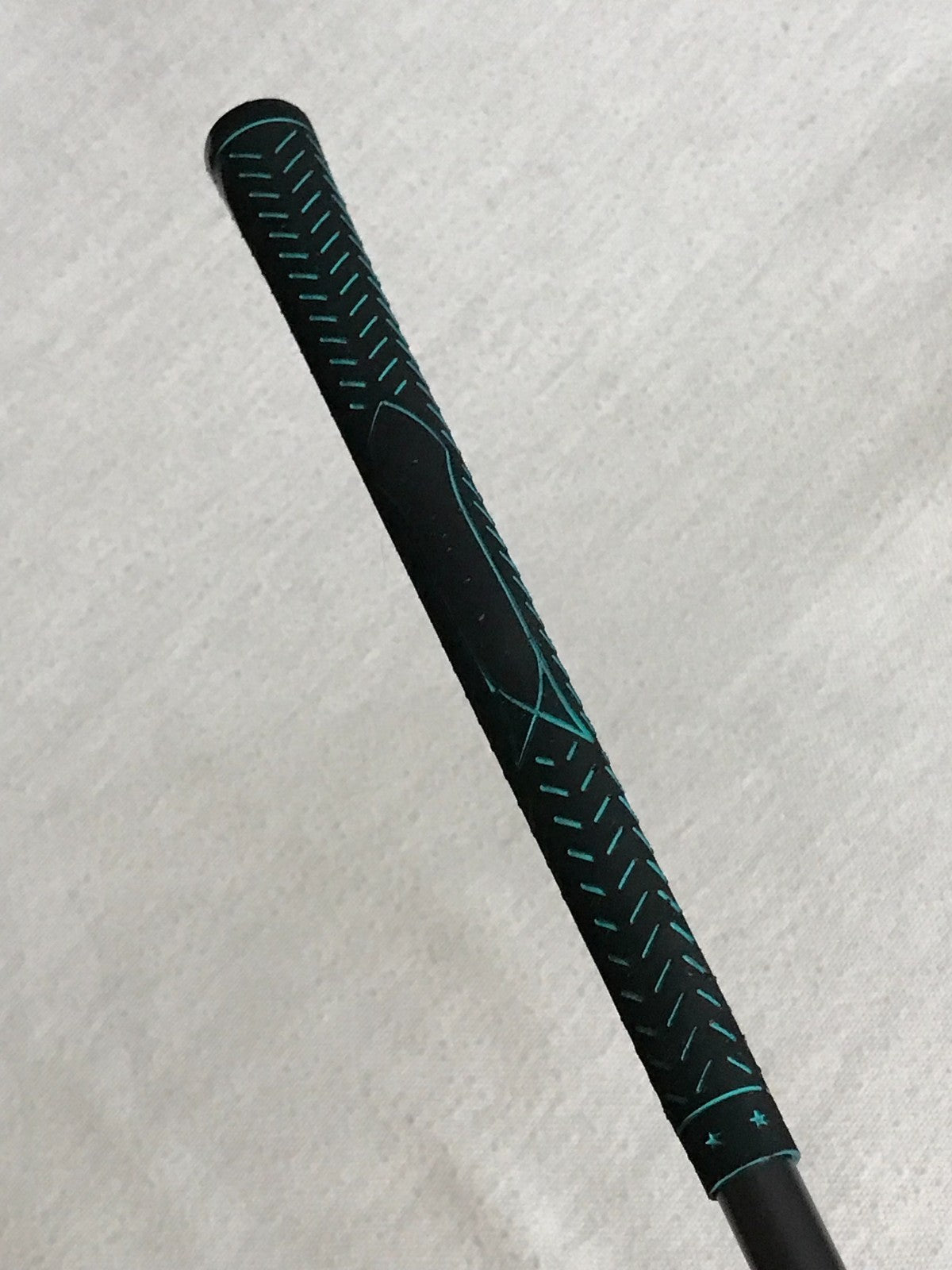 Women's 36-Inch Hybrid Golf Club with Graphite Shaft - Adams Idea a3