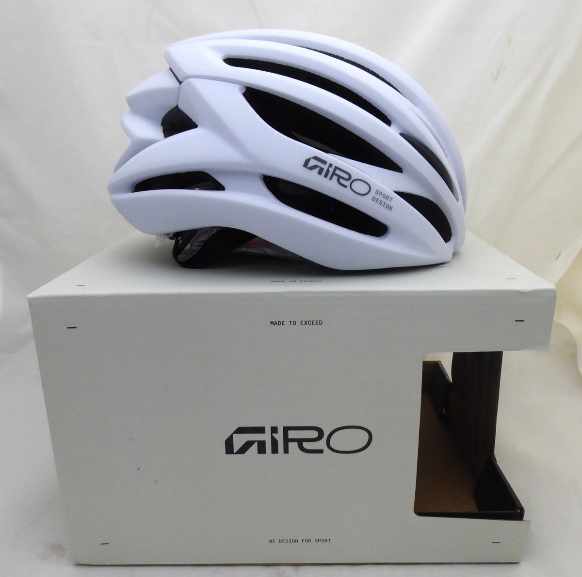 Cycling Helmet Giro Syntax MIPS Matte White Extra Large