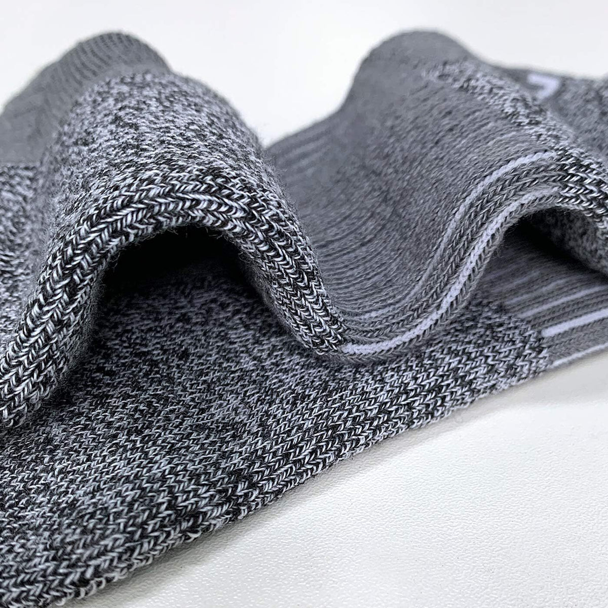 Men's Athletic Cushioned Low Cut Ankle Running Socks - Grey, Size 6-12