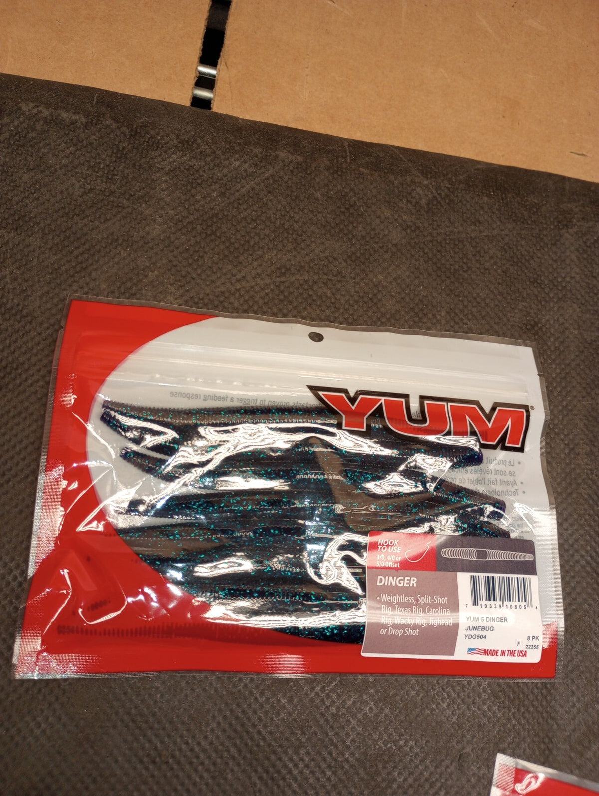 Yum 5 Dinger JuneBug YDG504 - 3 Pack of 8