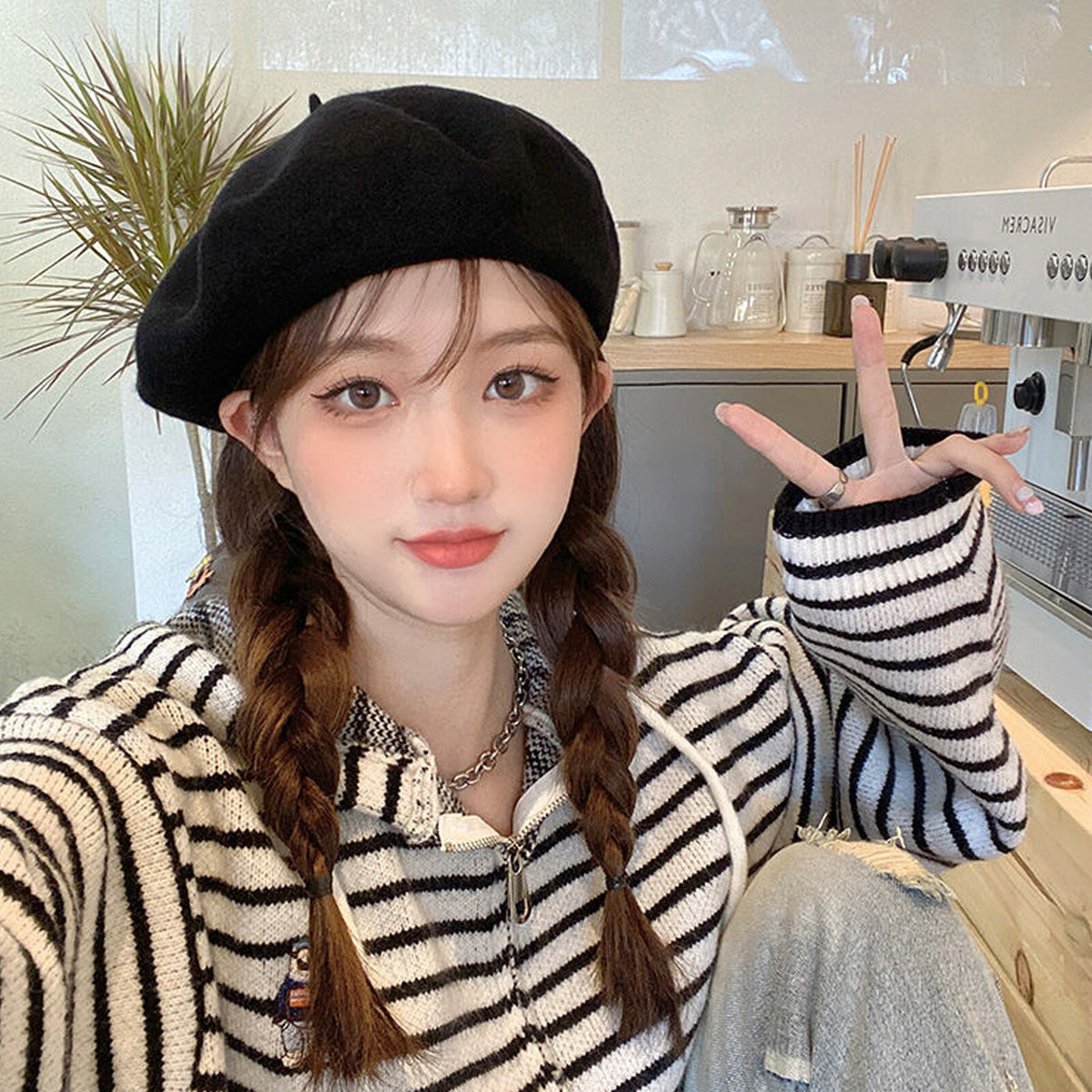 Women Casual Wool Beret Hat - Elegant French Style Solid Color Accessory