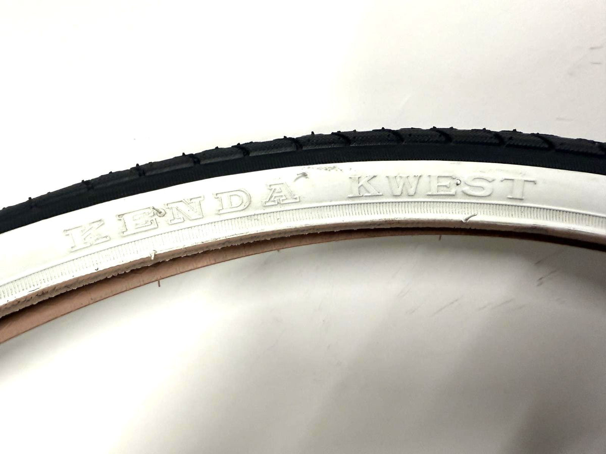 2 Pack Urban Slick Bicycle Tires 700x32c White Wall Wire Bead