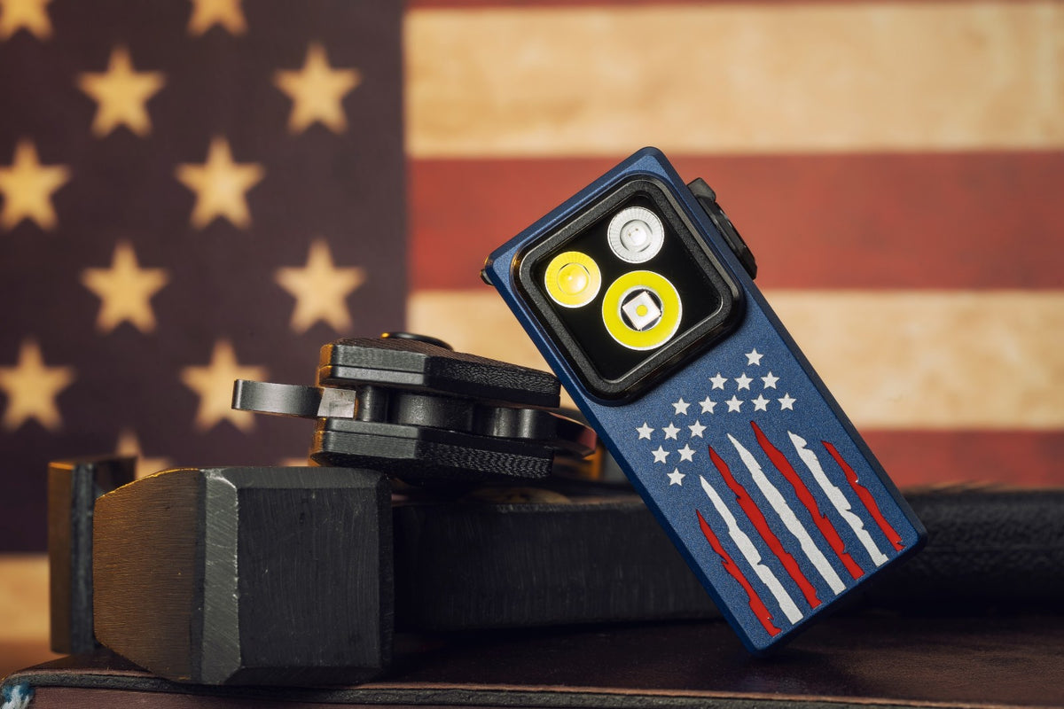 Olight Oclip Ultra Clip-On LED Light with Flood, Spot & UV Modes 530 Lumens