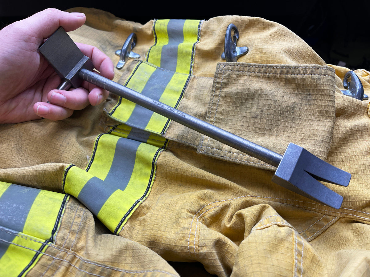 Titanium Door and Window Latch Tool - Heavy Duty Nail Puller & Pry Bar