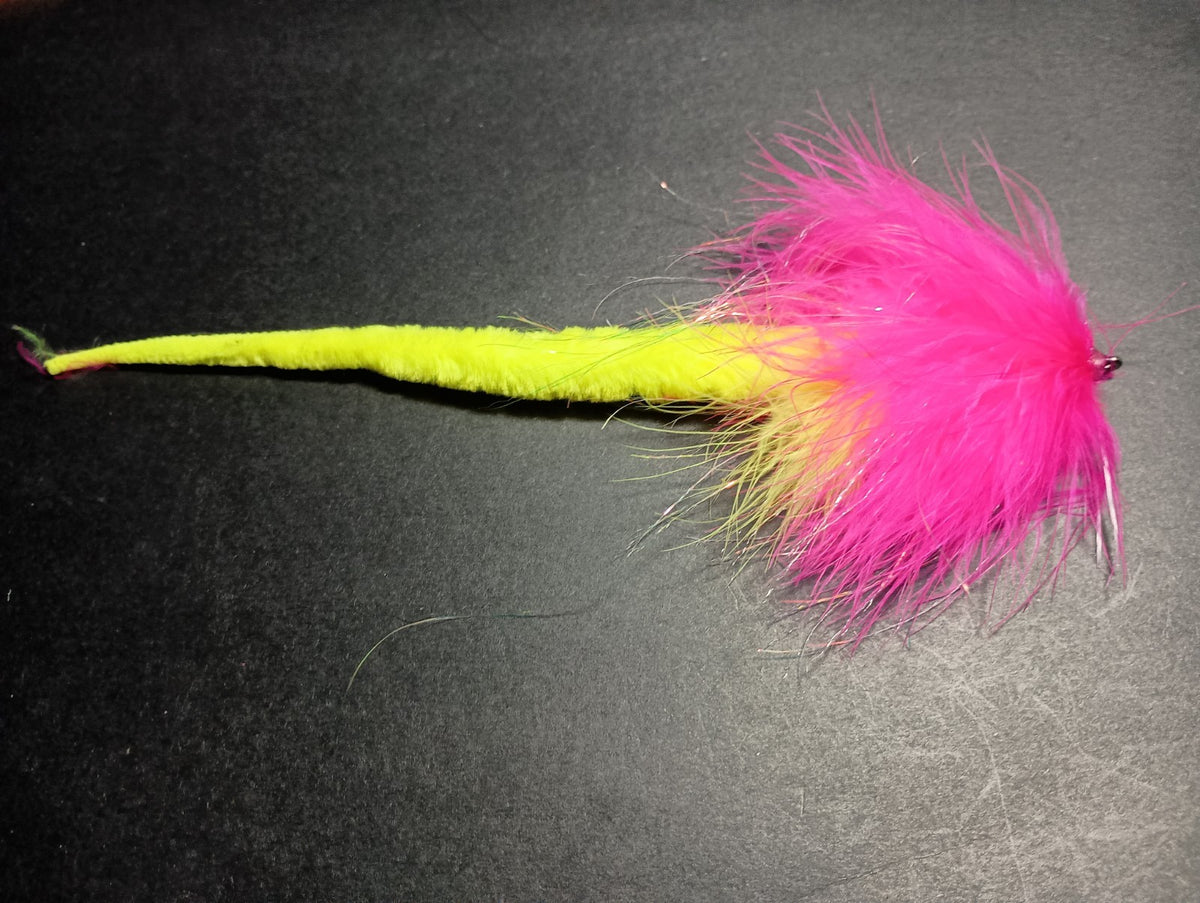Glow in Dark Fish Flies for Pike, Muskie & Bass - Weedless Rattle Tails